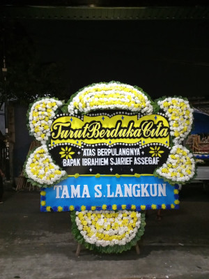 Papan Bunga Duka di Lubuk Baja Kota